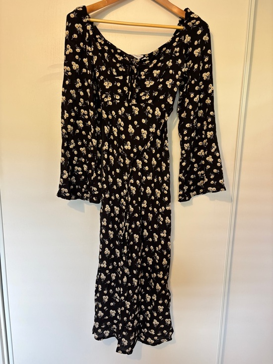 SNDYS Black Daisy Floral Maxi Dress Size 2 Billow Sleeve Milkmaid Dark Soft Girl - Picture 4 of 15